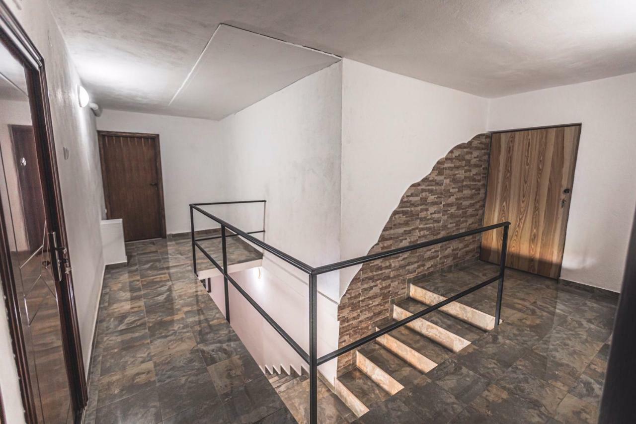 Kruče Apartments Ljujic מראה חיצוני תמונה